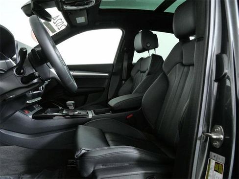 Certified 2024 Audi Q5 2.0T Premium image 17