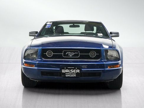 Used 2007 Ford Mustang Coupe RWD image 8