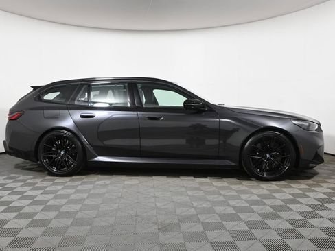 Used 2025 BMW M5 Touring AWD/4WD image 8