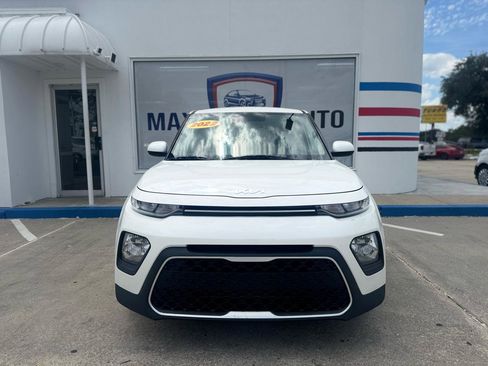 Used 2022 Kia Soul LX w/ Technology Package FWD image 10