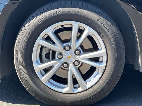 Used 2017 Chevrolet Equinox LT w/ Convenience Package FWD image 40