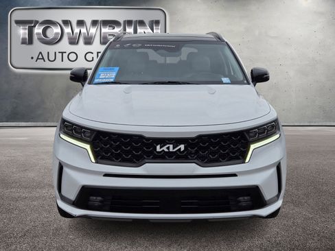 Used 2022 Kia Sorento SX image 9