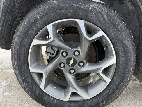 Used 2024 Chevrolet Trax LT w/ LT Convenience Package image 19