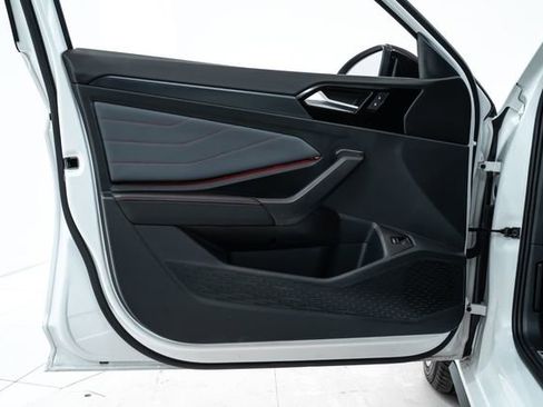 Used 2025 Volkswagen Jetta GLI Autobahn image 14