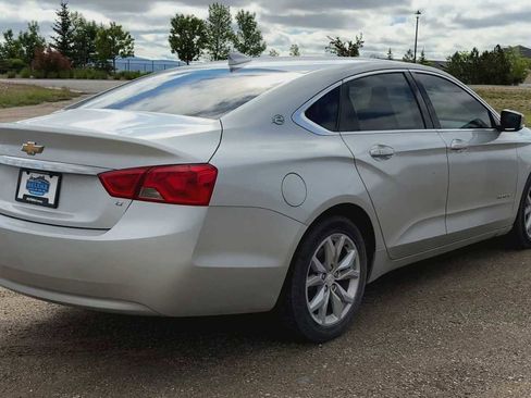 Used 2019 Chevrolet Impala LT FWD image 8