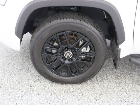 Used 2024 Toyota Tundra Limited image 11