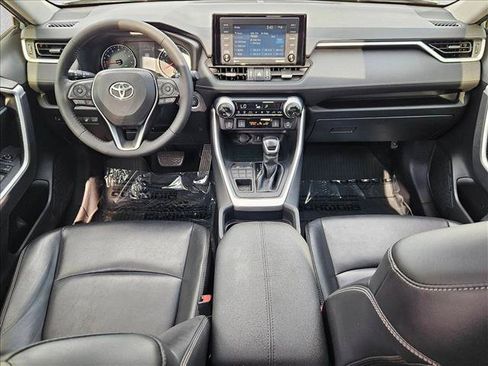 Used 2020 Toyota RAV4 XLE Premium AWD/4WD image 18