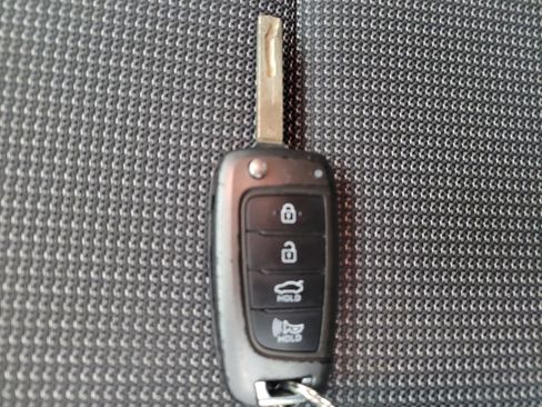 Used 2021 Hyundai Accent SEL FWD image 32