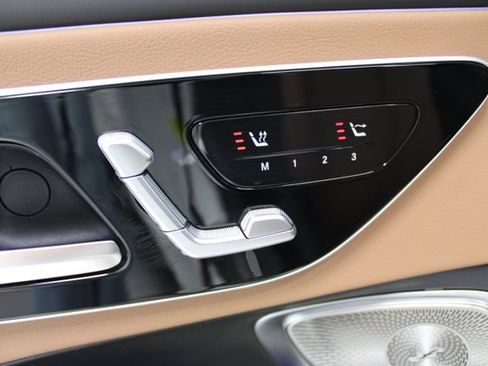 Used 2024 Mercedes-Benz CLE 300 4MATIC Cabriolet image 19