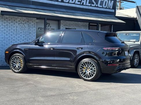 Used 2019 Porsche Cayenne E-Hybrid AWD/4WD image 21