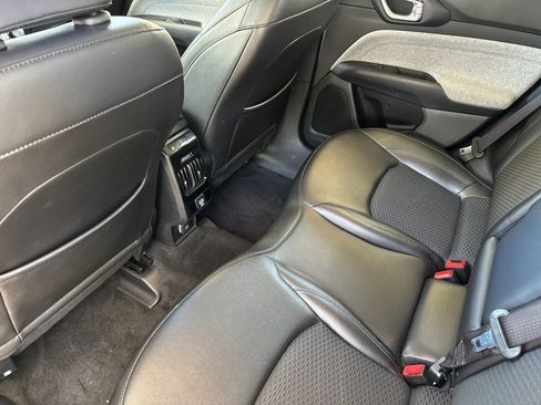 Certified 2022 Jeep Compass Latitude image 12