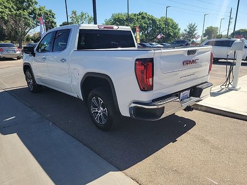Used 2025 GMC Sierra 1500 SLT RWD image 5