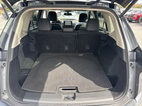 Certified 2021 Nissan Rogue SL w/ Premium Package image 30