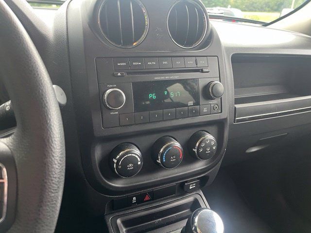 Used 2015 Jeep Patriot Sport w/ Power Value Group AWD/4WD image 13