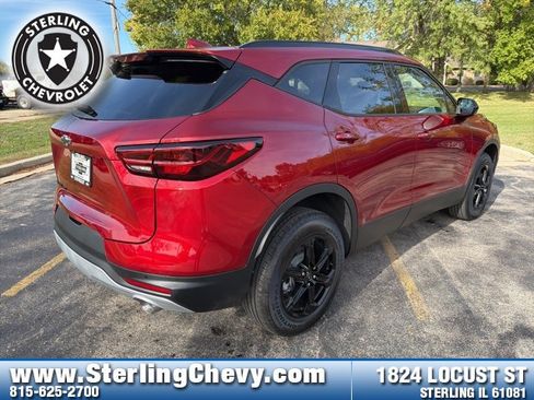 New 2025 Chevrolet Blazer LT w/ Midnight/Sport Edition image 5