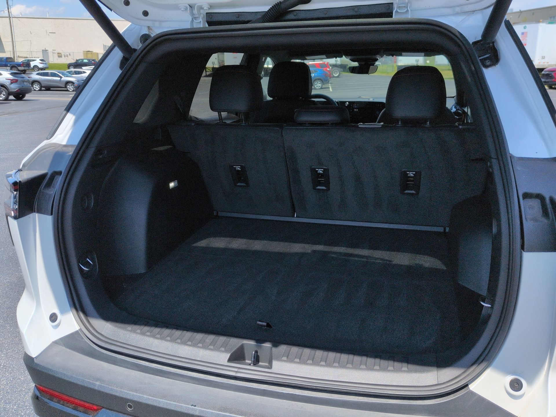 Certified 2025 Chevrolet Equinox RS w/ Safety and Technology Package AWD/4WD image 26