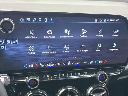 Used 2024 Chevrolet Blazer EV RS image 32