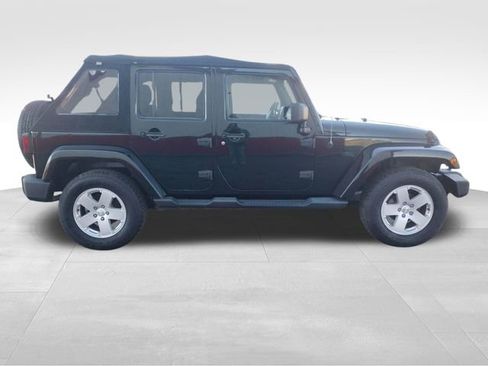 Used 2012 Jeep Wrangler Unlimited Sahara w/ Dual Top Group image 8