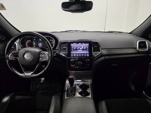 Used 2021 Jeep Grand Cherokee Altitude image 2