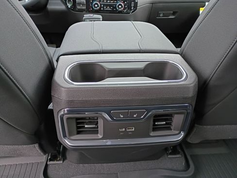 New 2026 Chevrolet Silverado 1500 LTZ w/ LTZ Premium Package image 21