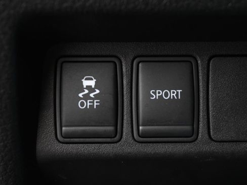 Used 2016 Nissan Rogue SV AWD/4WD image 22