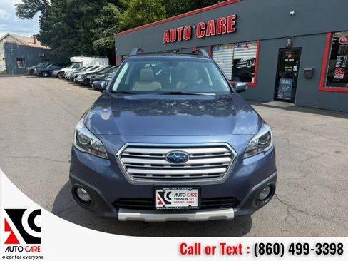 Used 2017 Subaru Outback 2.5i Limited AWD/4WD image 2