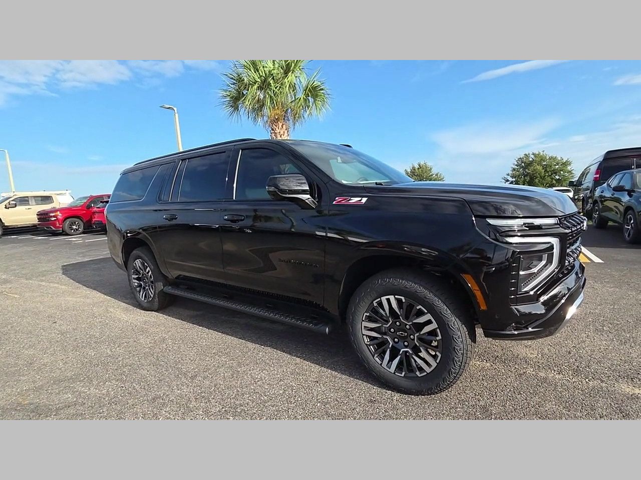 New 2026 Chevrolet Suburban Z71 w/ Z71 Off-Road Package AWD/4WD image 27