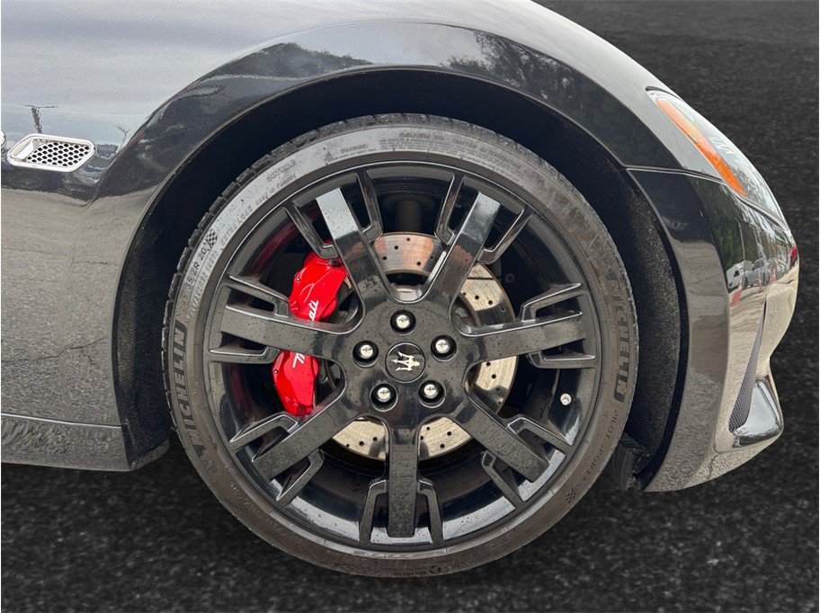 Used 2018 Maserati GranTurismo Sport RWD image 12