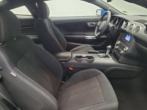 Used 2019 Ford Mustang Coupe image 21