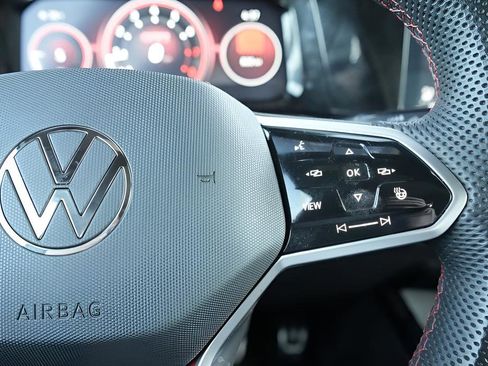 Used 2024 Volkswagen GTI SE w/ SE Leather Seats Package image 31