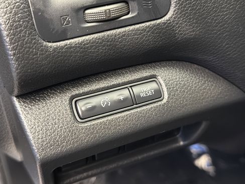 Used 2018 Nissan Altima 2.5 SR w/ SR Special Edition image 16