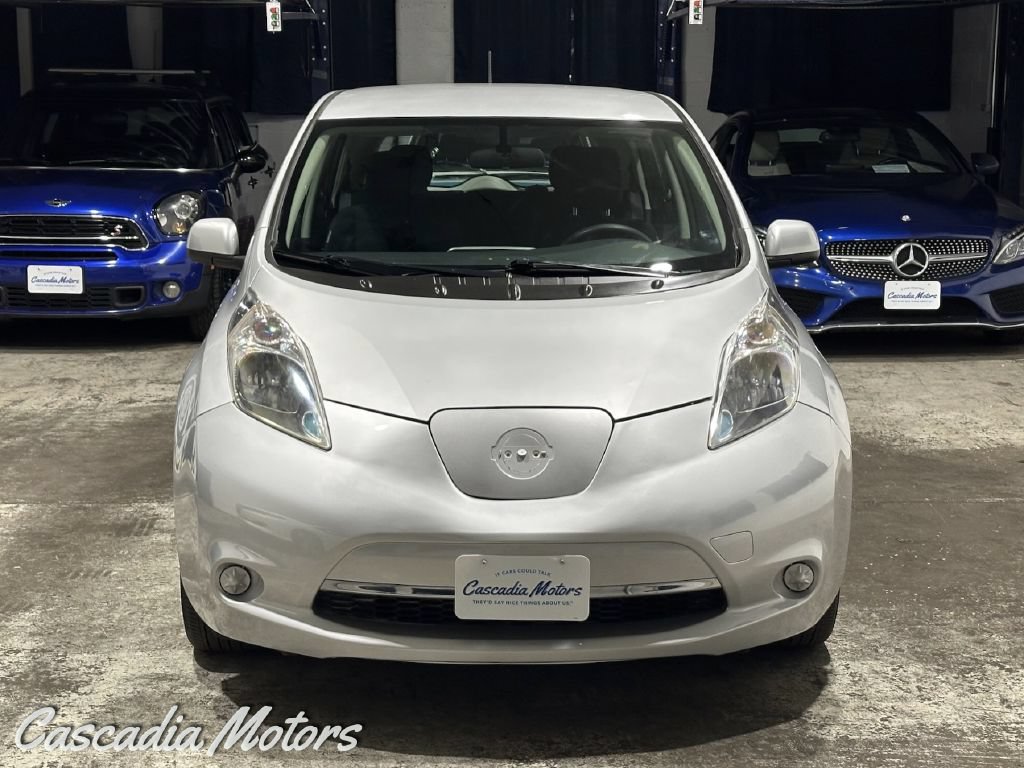 Used 2015 Nissan Leaf S w/ Charge Package FWD image 5