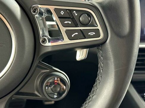 Used 2019 Porsche Cayenne Turbo image 27