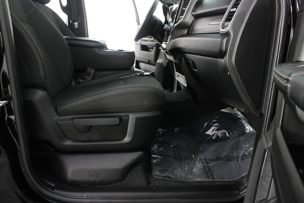 Used 2026 RAM 2500 Big Horn AWD/4WD image 19