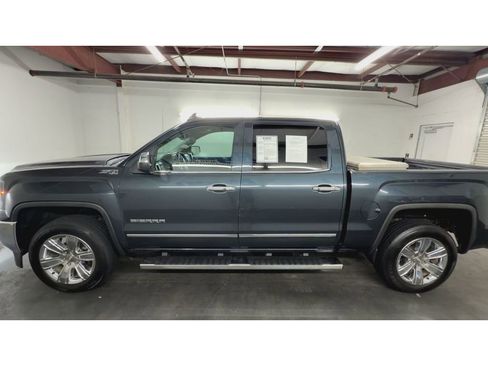 Used 2018 GMC Sierra 1500 SLT AWD/4WD image 5