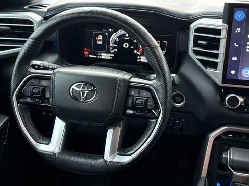 Used 2022 Toyota Tundra Platinum AWD/4WD image 13