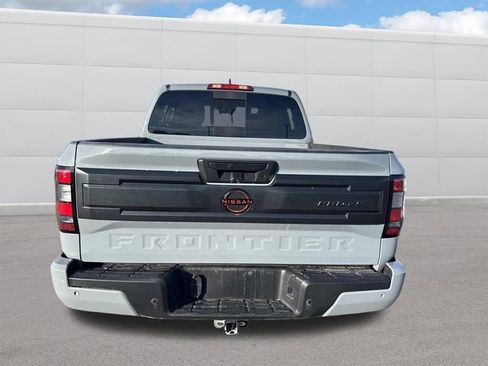 Used 2025 Nissan Frontier PRO-4X w/ Pro Premium Package image 4