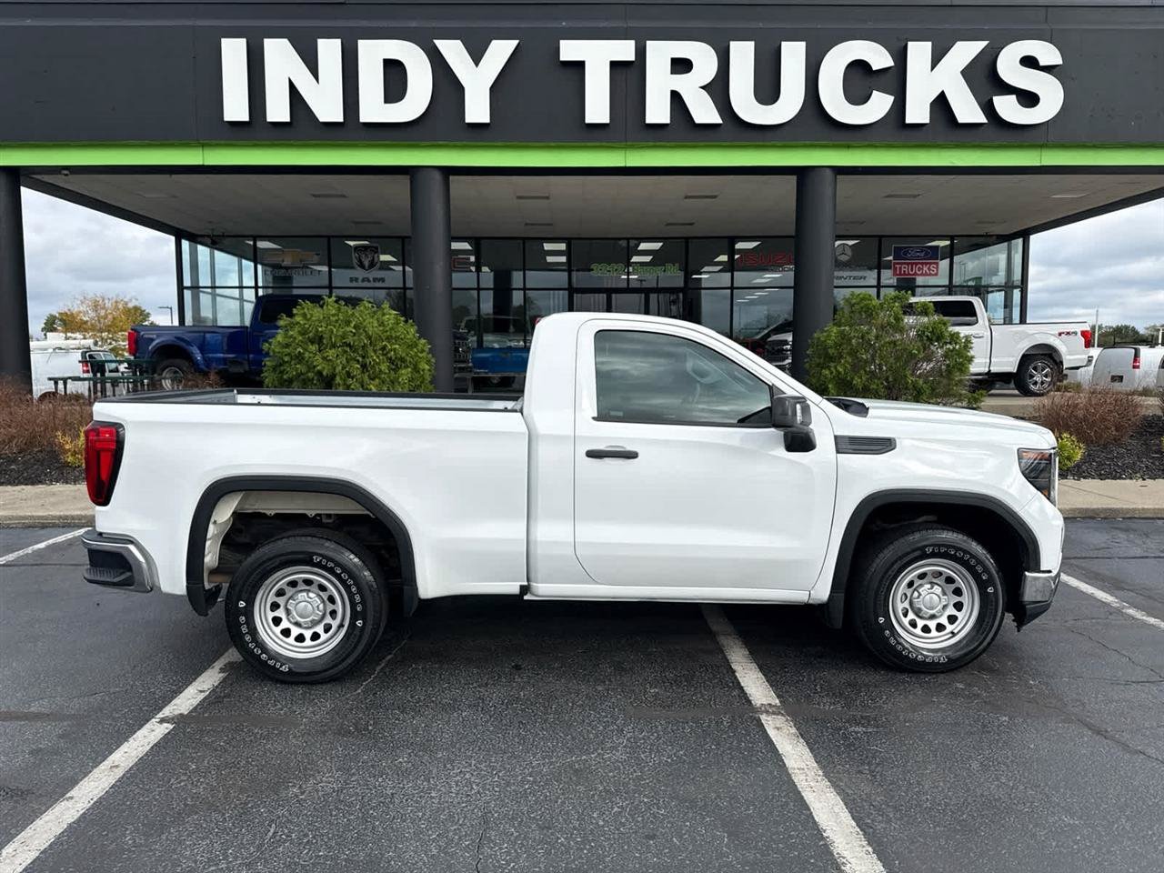 Used 2022 GMC Sierra 1500 Pro w/ Pro Value Package RWD image 1