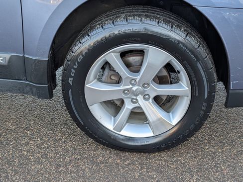 Used 2014 Subaru Outback 2.5i Limited w/ Moonroof Package image 16