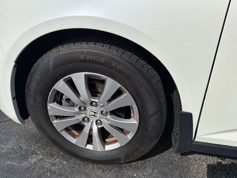 Used 2015 Honda Odyssey EX image 39