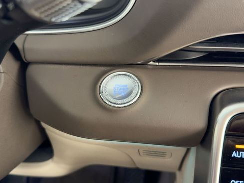 Used 2021 Genesis GV80 3.5T w/ Advanced Package 06 image 26