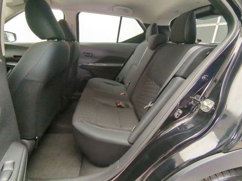 Used 2022 Nissan Kicks S image 22