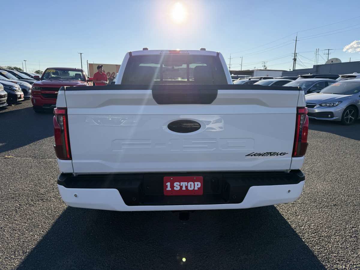 Used 2024 Ford F150 XL w/ Equipment Group 103A High AWD/4WD image 4