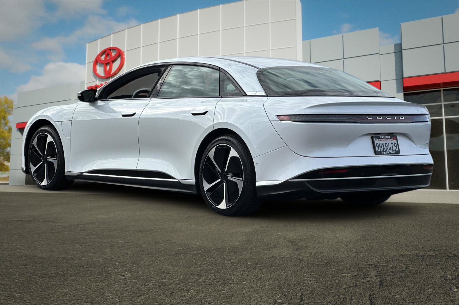 Used 2023 Lucid Air Pure AWD/4WD image 5