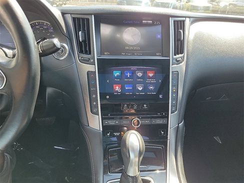 Used 2015 INFINITI Q50 Premium image 11