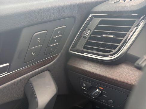 Used 2023 Audi Q5 2.0T Premium Plus image 20
