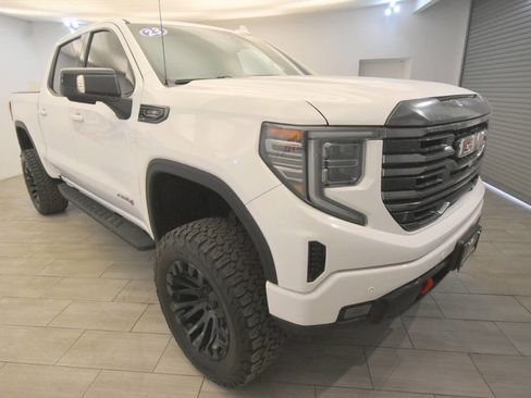 Used 2023 GMC Sierra 1500 AT4 w/ AT4 Premium Package image 7