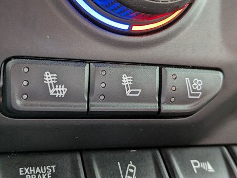 Used 2021 Chevrolet Silverado 2500 High Country w/ Z71 Off-Road Package image 26