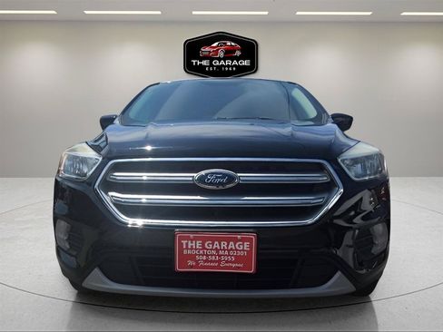 Used 2017 Ford Escape SE AWD/4WD image 2