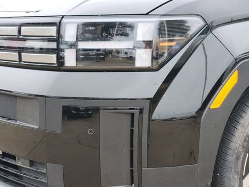 Used 2025 Hyundai Santa Fe SEL image 9